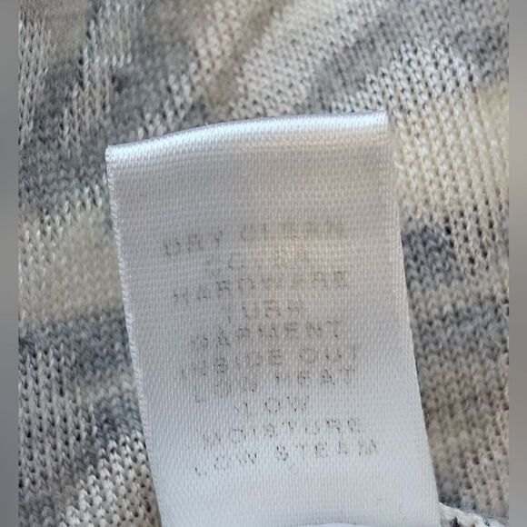 St. John Top Studded Neck line Ribbed Cream Short Sleeve Shirt  Sz Large Vintage - Picture 8 of 8